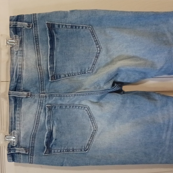 kiss & cry distressed ankle embellished denim jeans - size 11 - medium wash - Picture 7 of 9